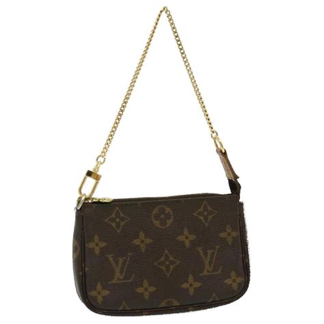 m58009 lv|PRE LOVED LOUIS VUITTON Monogram Mini Pochette .